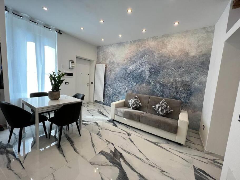 Appartamento Luxury Carrara Милан Экстерьер фото